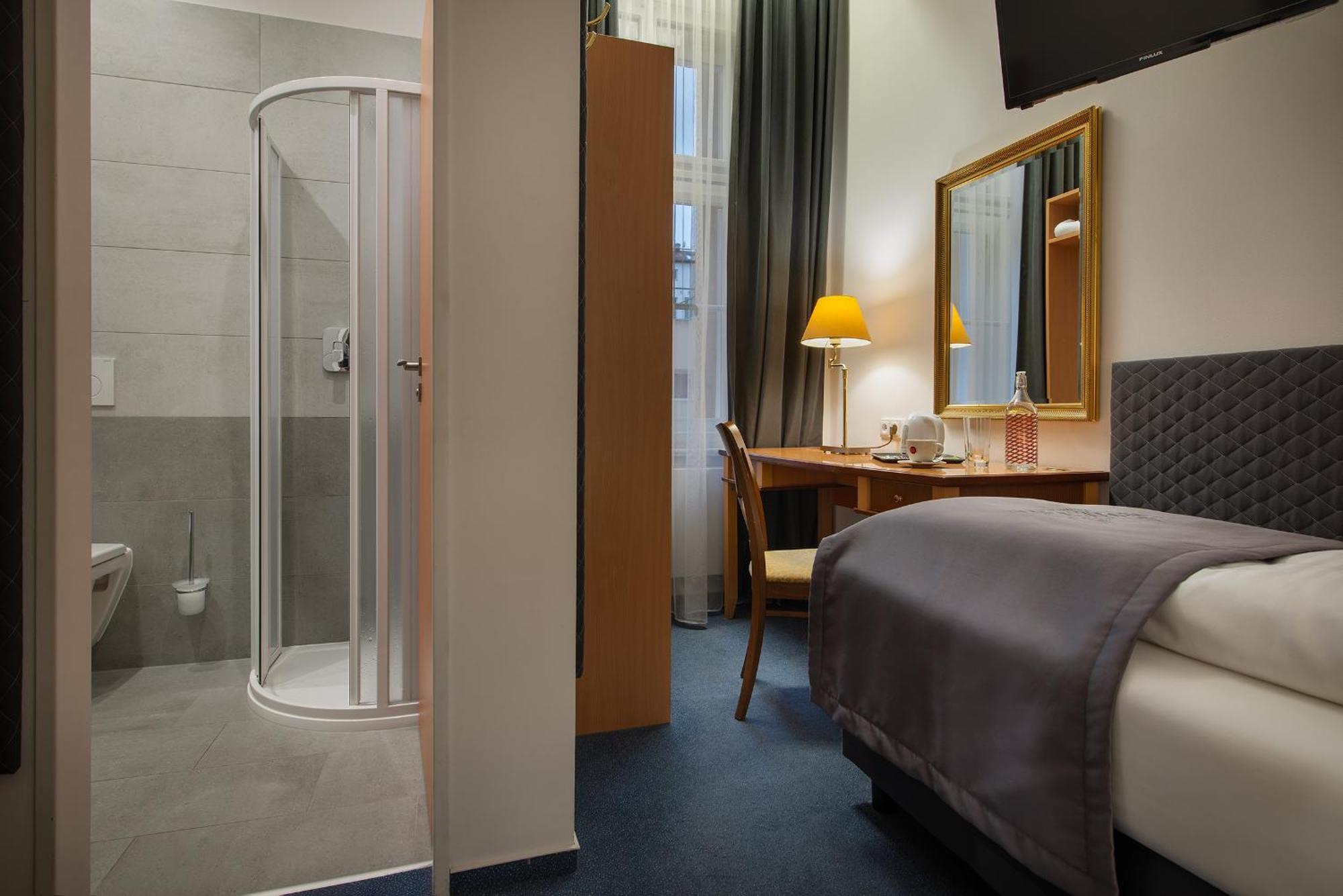 Prague Season Three Stars Hotell Exteriör bild